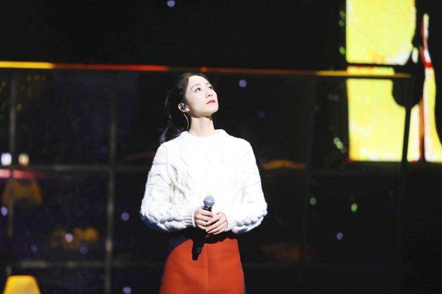 韩雪穿红色衣服,韩雪惊艳的穿衣搭配