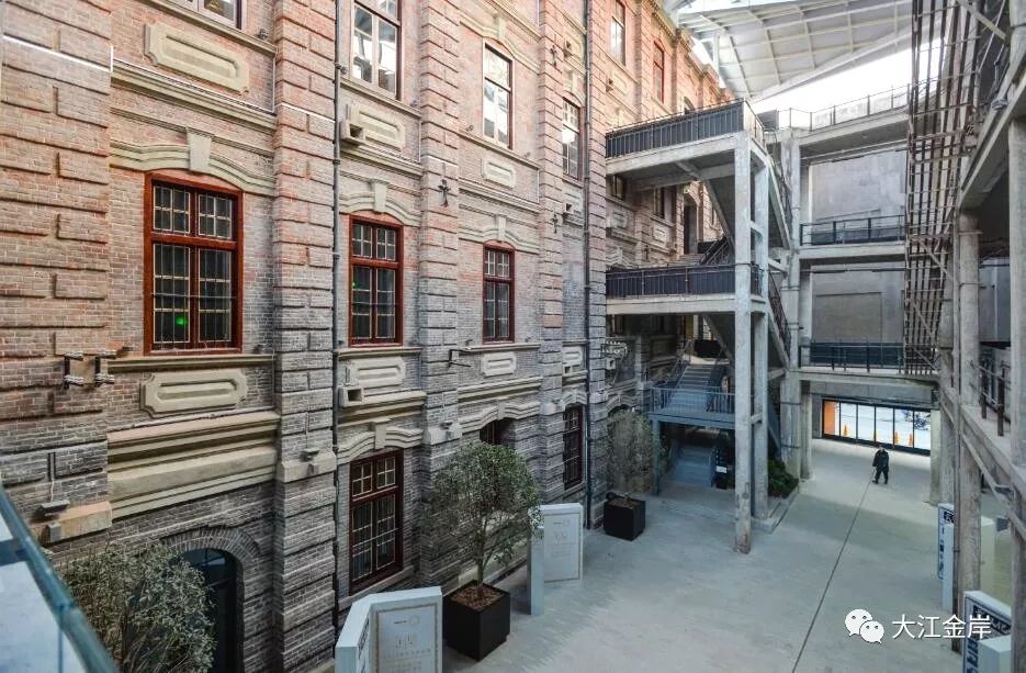 保护性修缮焕发新活力引来创意科技企业扎堆入驻江岸区百栋老房子装进新动能