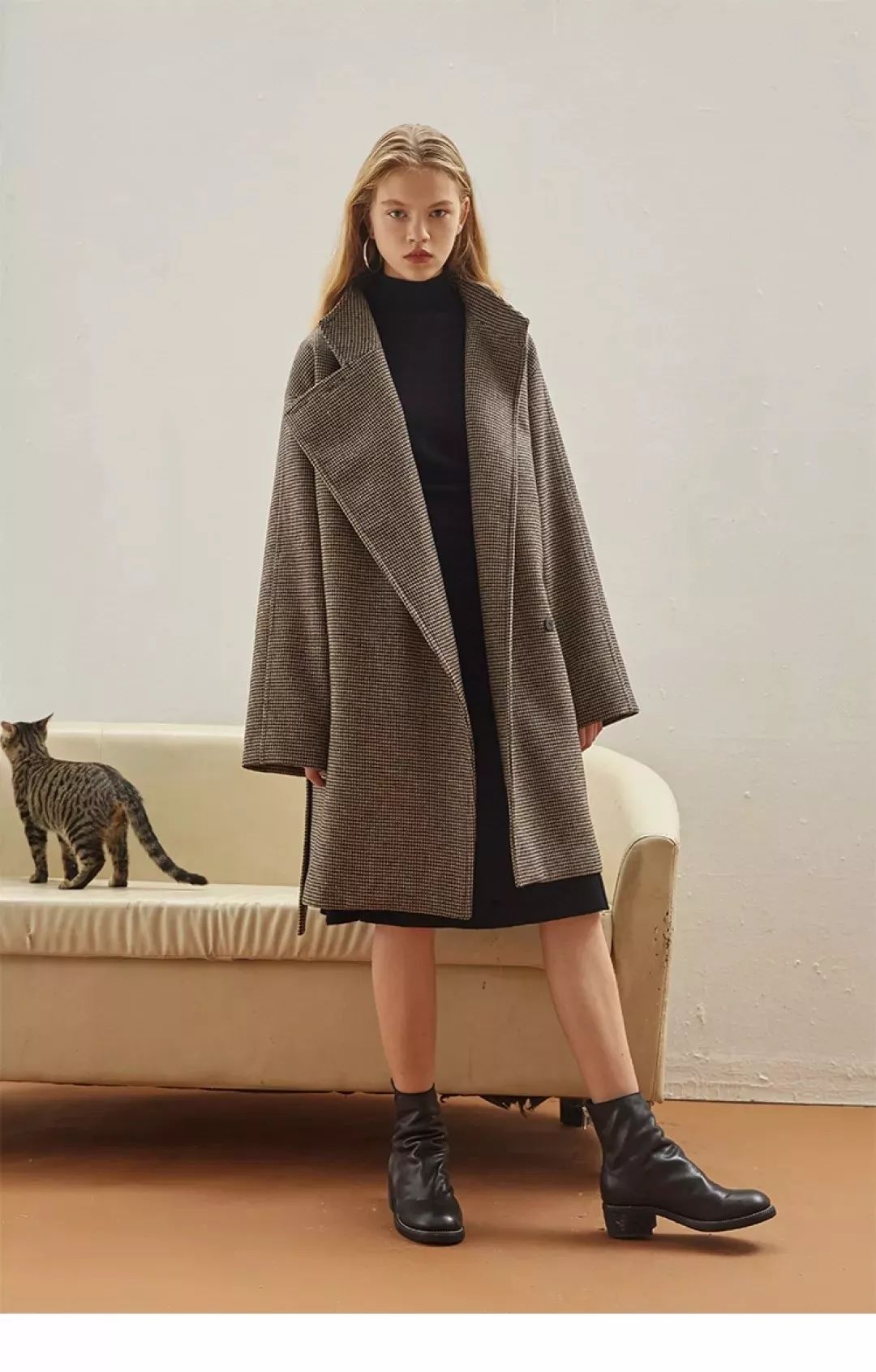 爆款羽绒服全部超低价,反季羽绒服清仓中的低至四折