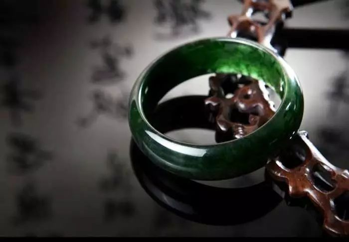 回家过年带了什么回家,过年回家带什么特产最好