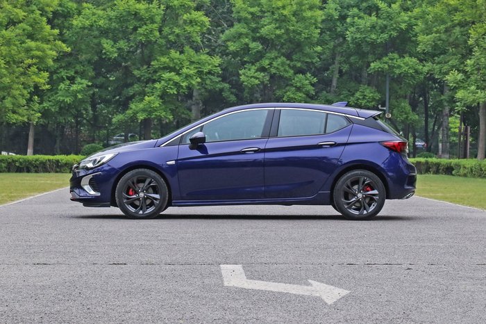 别克两厢车威朗gs落地价,别克威朗两厢车gs