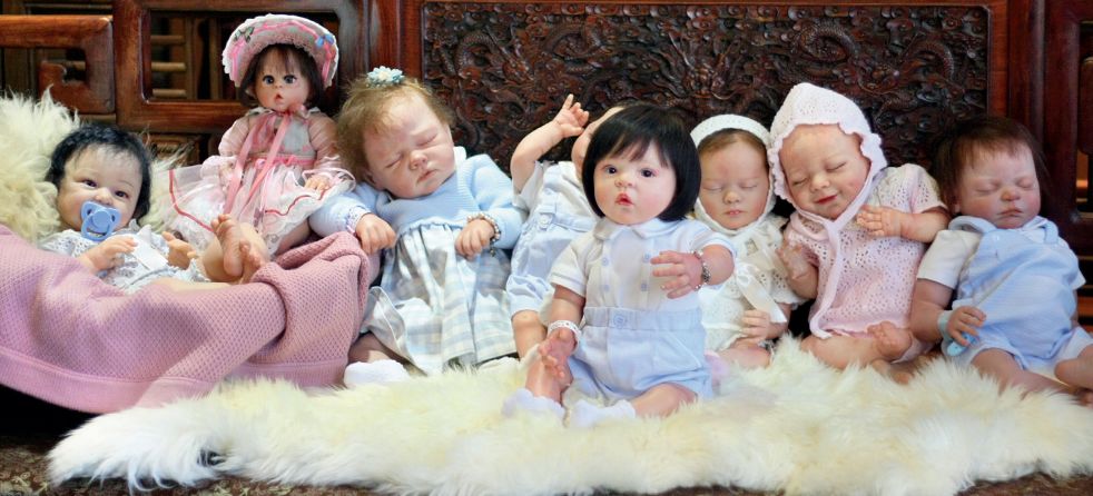 他们重金购买和真人一样逼真的娃娃，图的是啥？