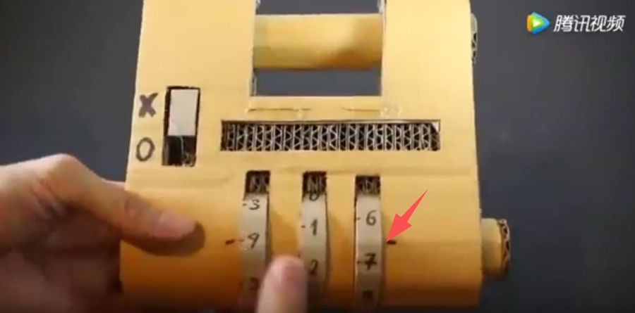 密码锁坏了怎么打开行李箱,有什么办法打开密码行李箱