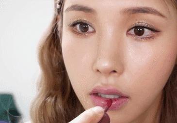 拒绝节后倦容森绘梨佳的春色涟漪妆帮你打造好气色