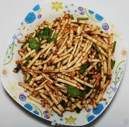 贵阳不光折耳根还有很多美食,贵阳美食里有特色米饭