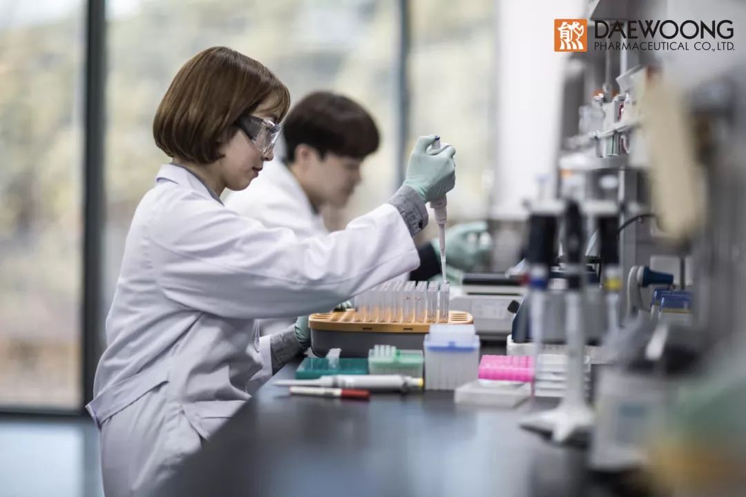 淡化痘印和斑点比较好的产品,美白淡化痘印产品真实测评