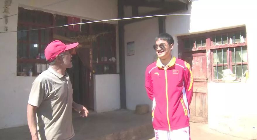 足球运动员刘猛视频,足球刘猛