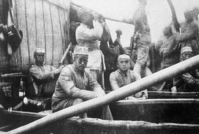 *小平邓**同志逝世22周年，追忆他在太行山的艰苦岁月