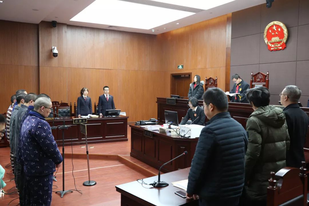 股票群接盘骗局,股票群都是诈骗吗