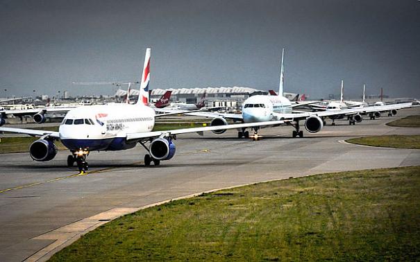 空中巨无霸a380引擎失效,空中巨无霸a380评测