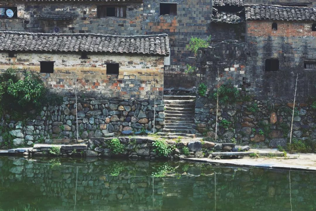 三月适合去哪里的古镇,一日游必去十大古镇