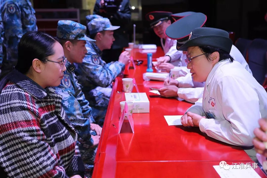 第901医院：温暖送给最美“逆行军嫂”