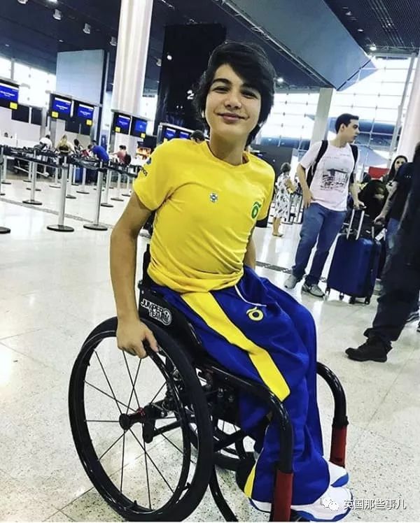 残疾人也能拍出好作品,残疾人的勇敢的视频