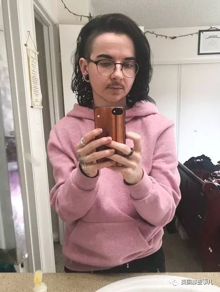 残疾人也能拍出好作品,残疾人的勇敢的视频