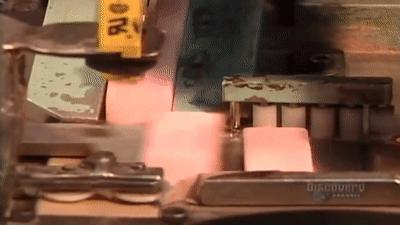 铅笔上面的东西掉了怎么办,铅笔上面的橡皮擦字干不干净