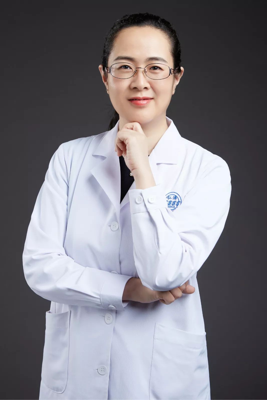 义诊活动心连心健康服务暖人心,医院开展学雷锋义诊送温暖活动