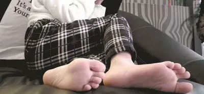 身高1.25米的女孩子穿多大码鞋子,1米四的女孩穿多大码鞋子