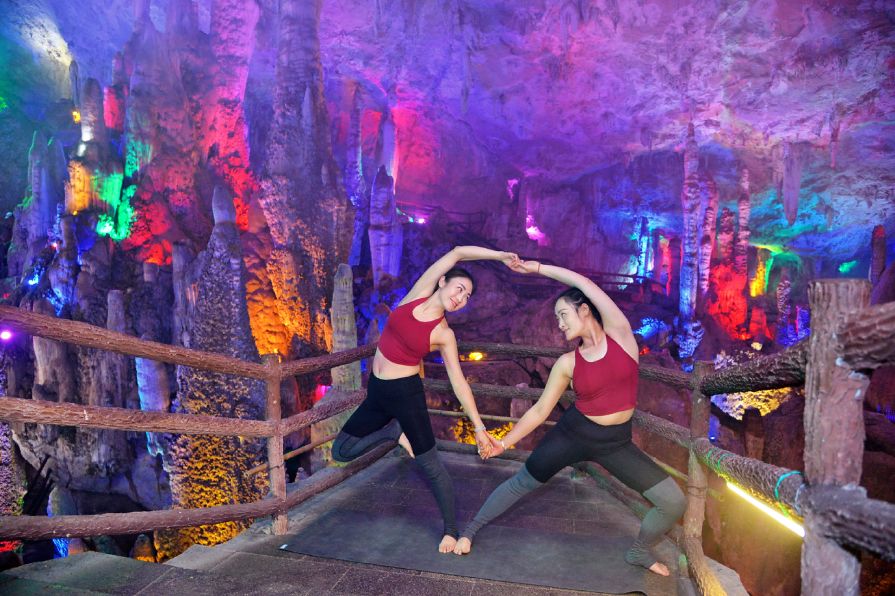 惊叹！国内首创洞心瑜伽秀在九乡上演！