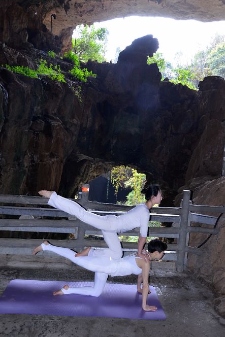 惊叹！国内首创洞心瑜伽秀在九乡上演！