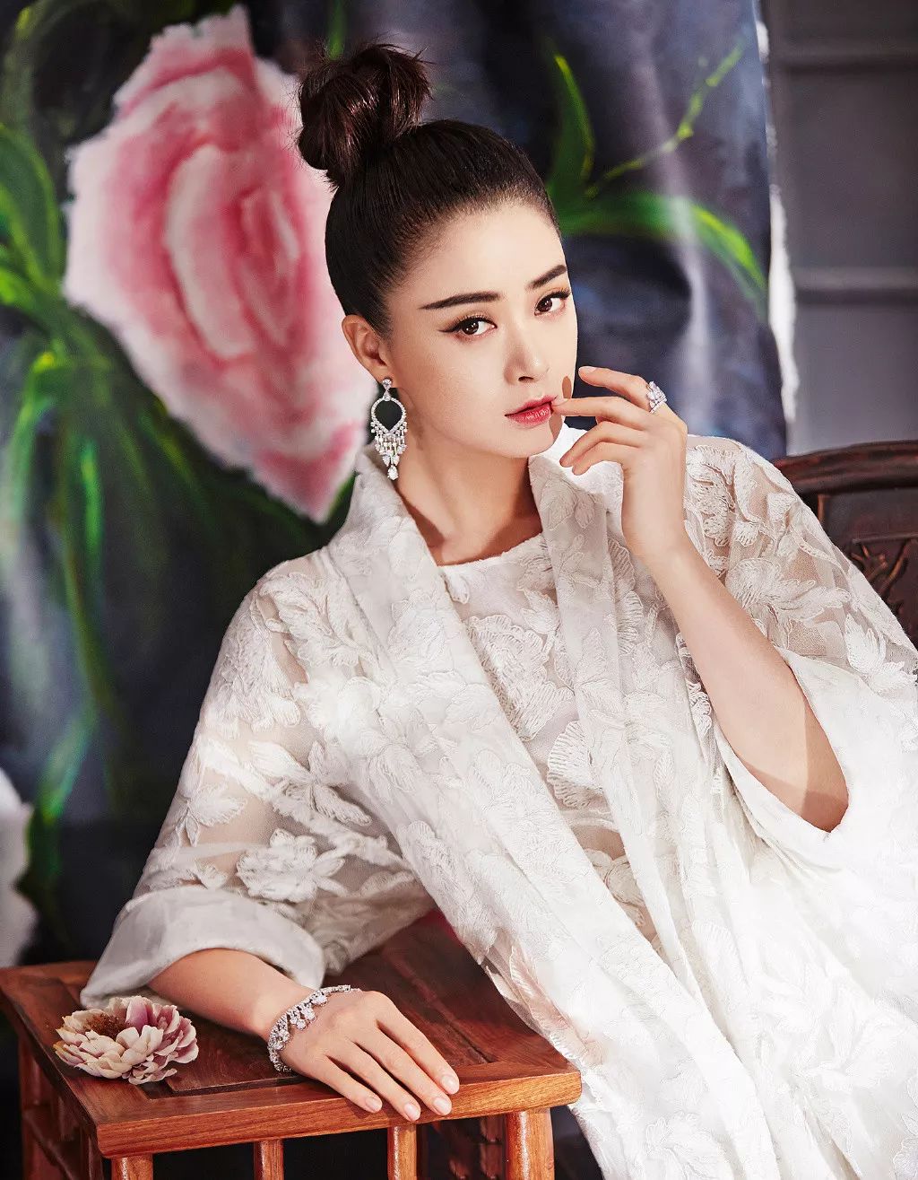 厉害了原创视频,明星的高级电影脸原来都要这样修