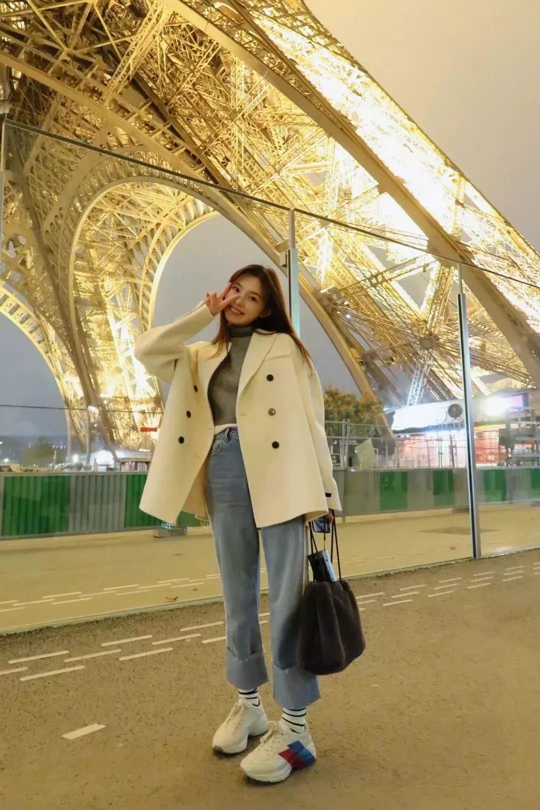 欧阳娜娜和吴磊什么关系 (欧阳娜娜吴磊vlog)