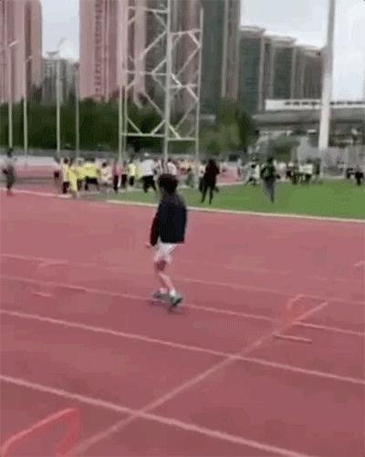 张柏芝的美妆,张柏芝选择了比较自然的妆容