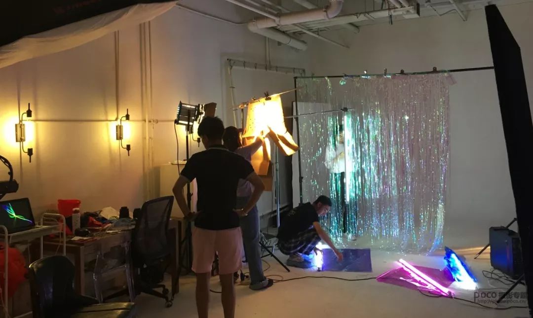 拍照蒸汽波,蒸汽波人像拍照