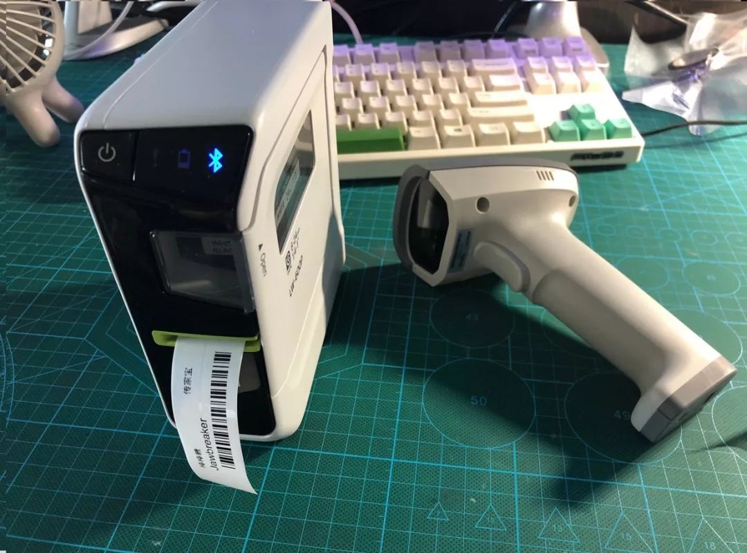 这大概是全世界最无聊的人了