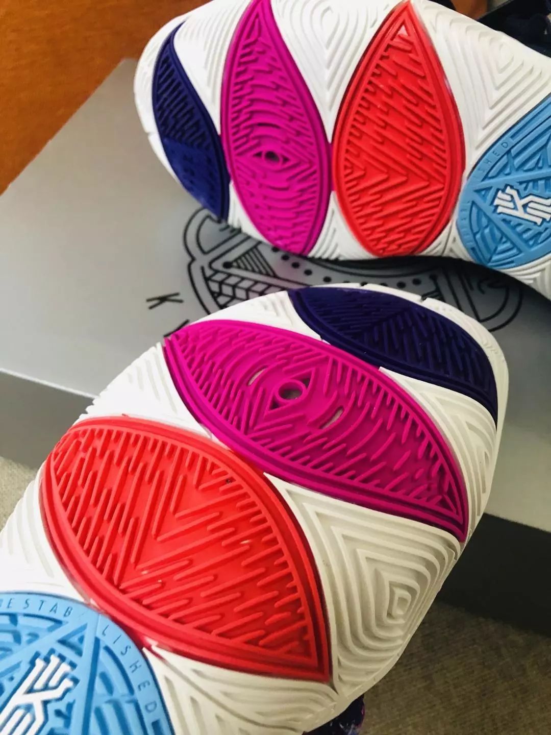 kyrie5全新,kyrie5新款