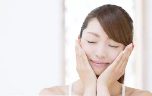 痘印红血丝修复护肤品平价,痘印泛红团购