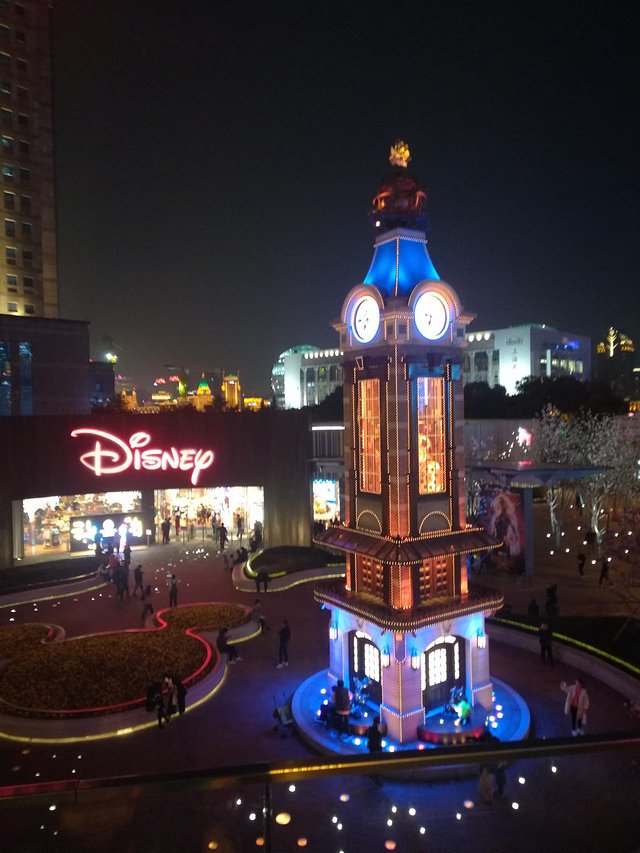 缓慢游玩迪士尼,慢慢悠悠的游玩