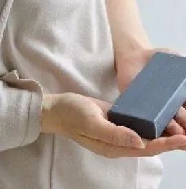 姑娘我看你印堂发黑下一句,姑娘我看你印堂发黑下一句是什么