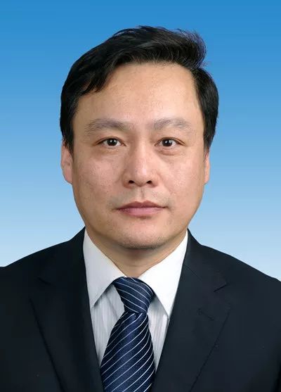 帕金森患者可以去康复中心吗,得了帕金森的医生给别人做手术