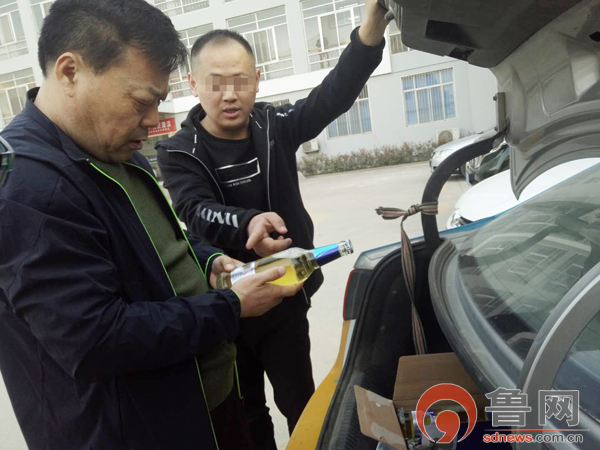 菏泽一烧烤店销售雪花啤酒被刮掉生产日期市场监管局已介入调查