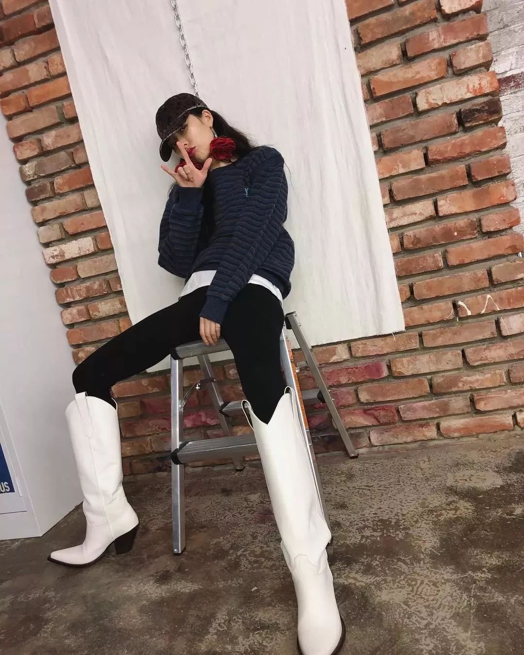 泫雅衣着,泫雅衣服怎么搭配