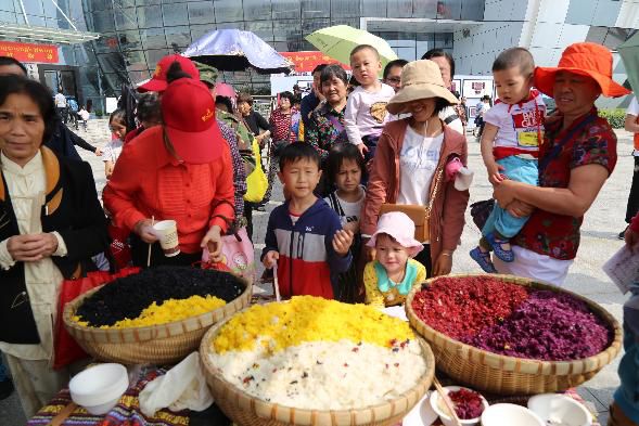 【嘿撩撩啰】壮族三月三,防城港等你撩!