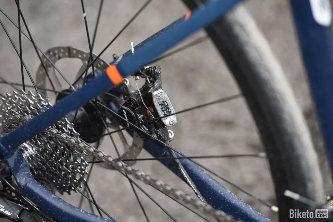 迪卡侬山地自行车rr520st测评,迪卡侬自行车triban520