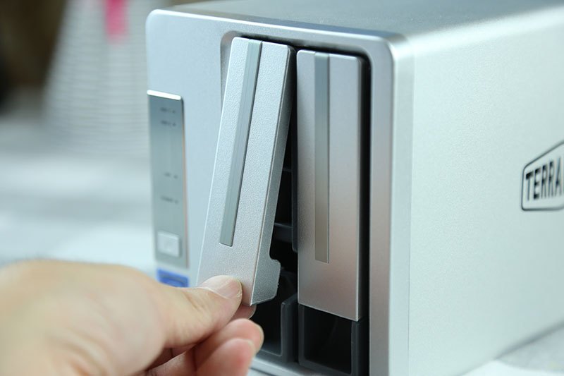 铁威马f2-221测评,f2-220铁威马