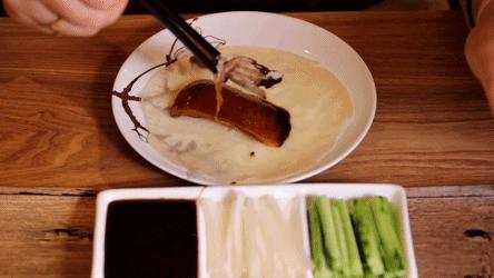 秋高气爽吃蟹正当时,秋季吃鸭正当时