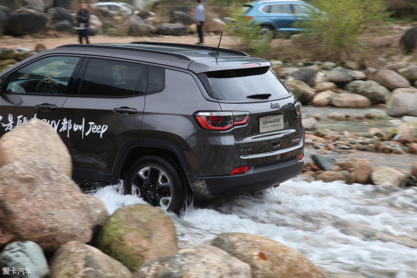 jeep指南者1.3t试驾,jeep指南者三缸