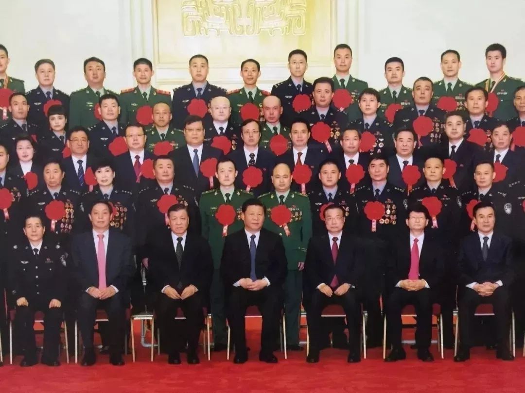 致敬最美逆行者为英雄点赞,致敬最美逆行者传递好声音