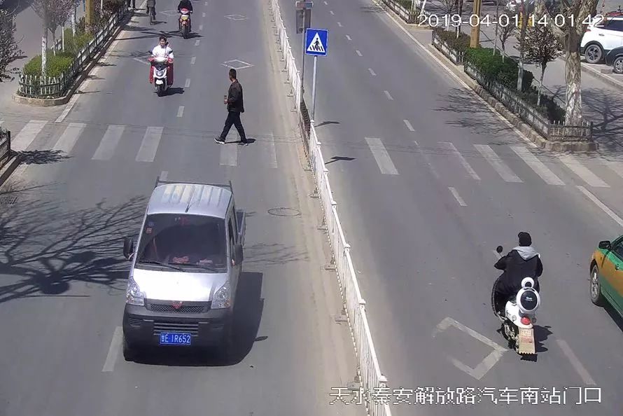 交通违法曝光台案例,交通违法曝光台