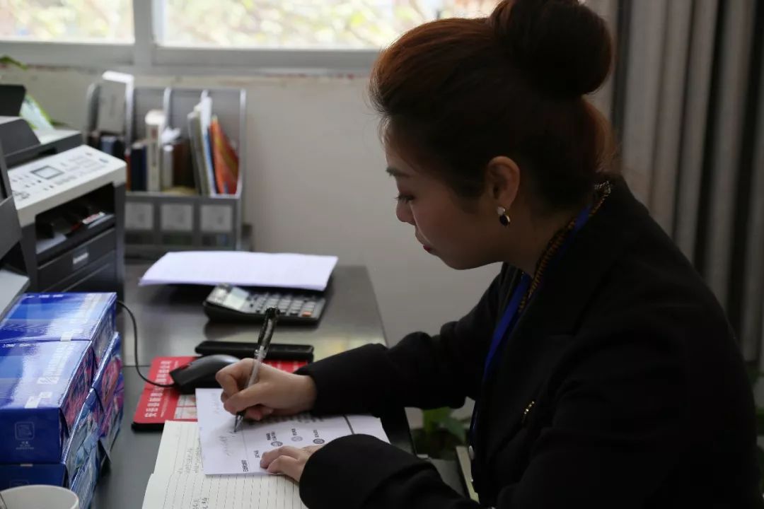 安岳县人民医院李嫚，人力资源管理自有一套