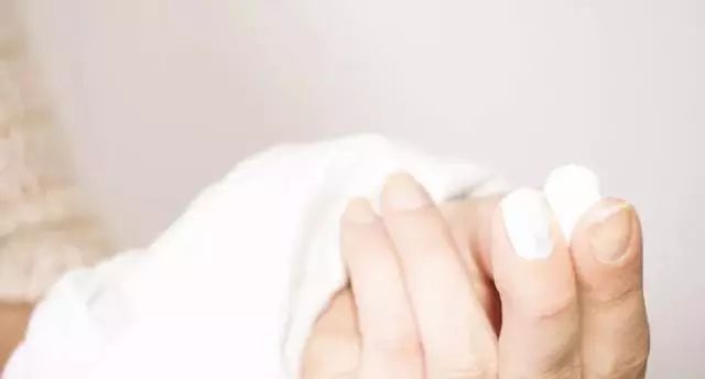 过期药片可以直接放在花盆里吗,过期药片放在花盆里怎么办