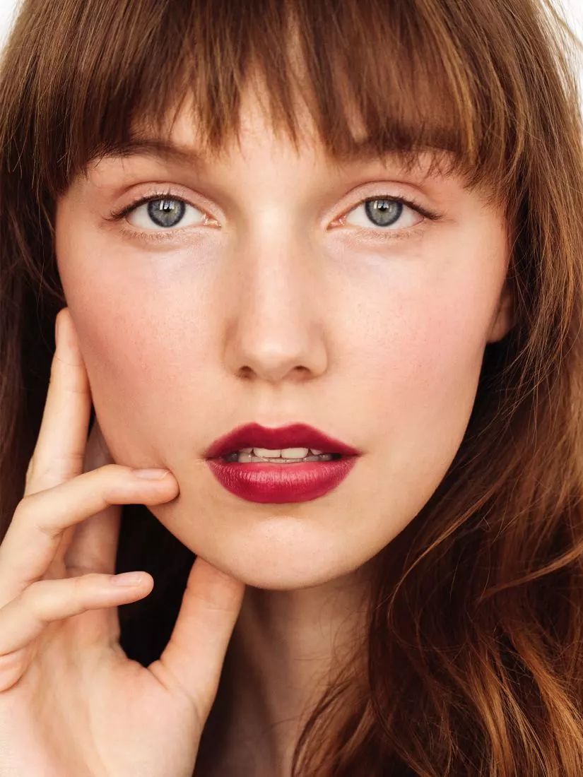 讲干货|软妹or御姐？一块腮红切换妆面风格，做春天最靓的小姐姐～