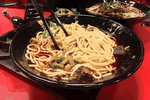 美好的米粉像少女的胸，但我们只能吃到硅胶？