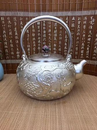 银壶泡茶喝多了，对身体的影响居然这么大！