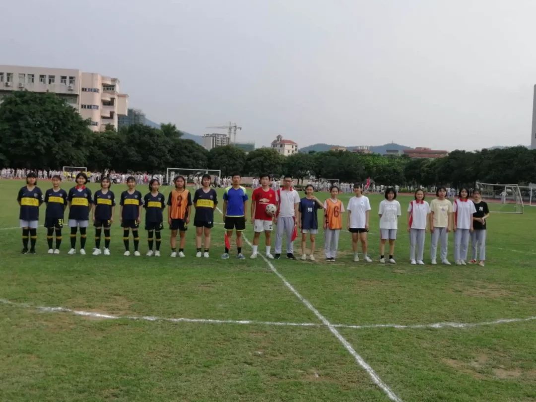 【活力邓中】合作拼搏，驰聘绿茵场——高一级足球联赛开锣