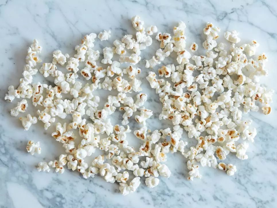 哺乳妈妈吃得甜会导致宝宝胖吗,哺乳期妈妈容易饿吃什么不胖