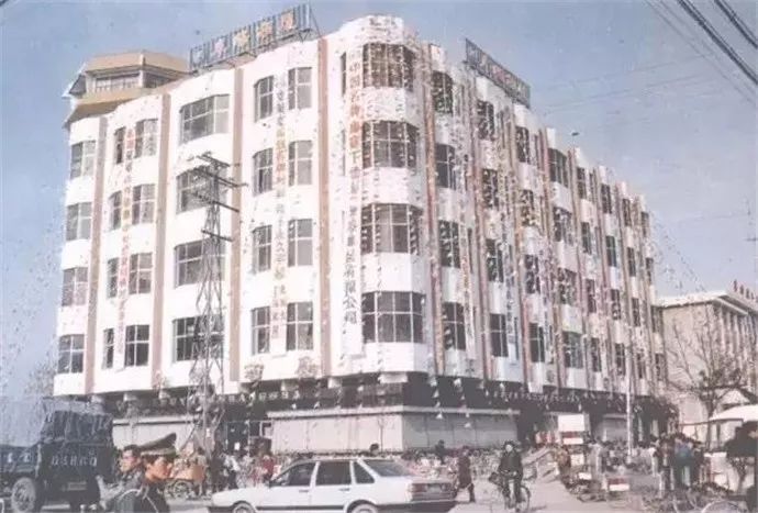 阜阳商厦30周年广告,阜阳商厦30周年庆典广告语